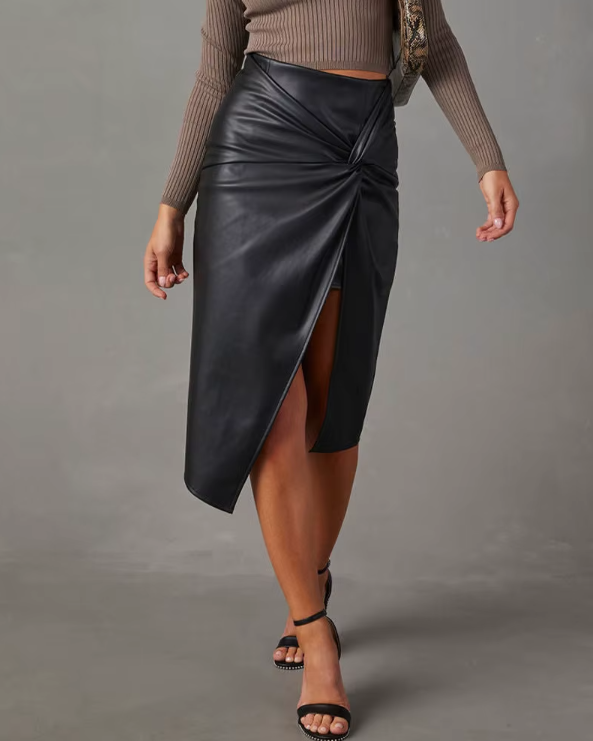 Modena Curve Leather Skirt - London Lake