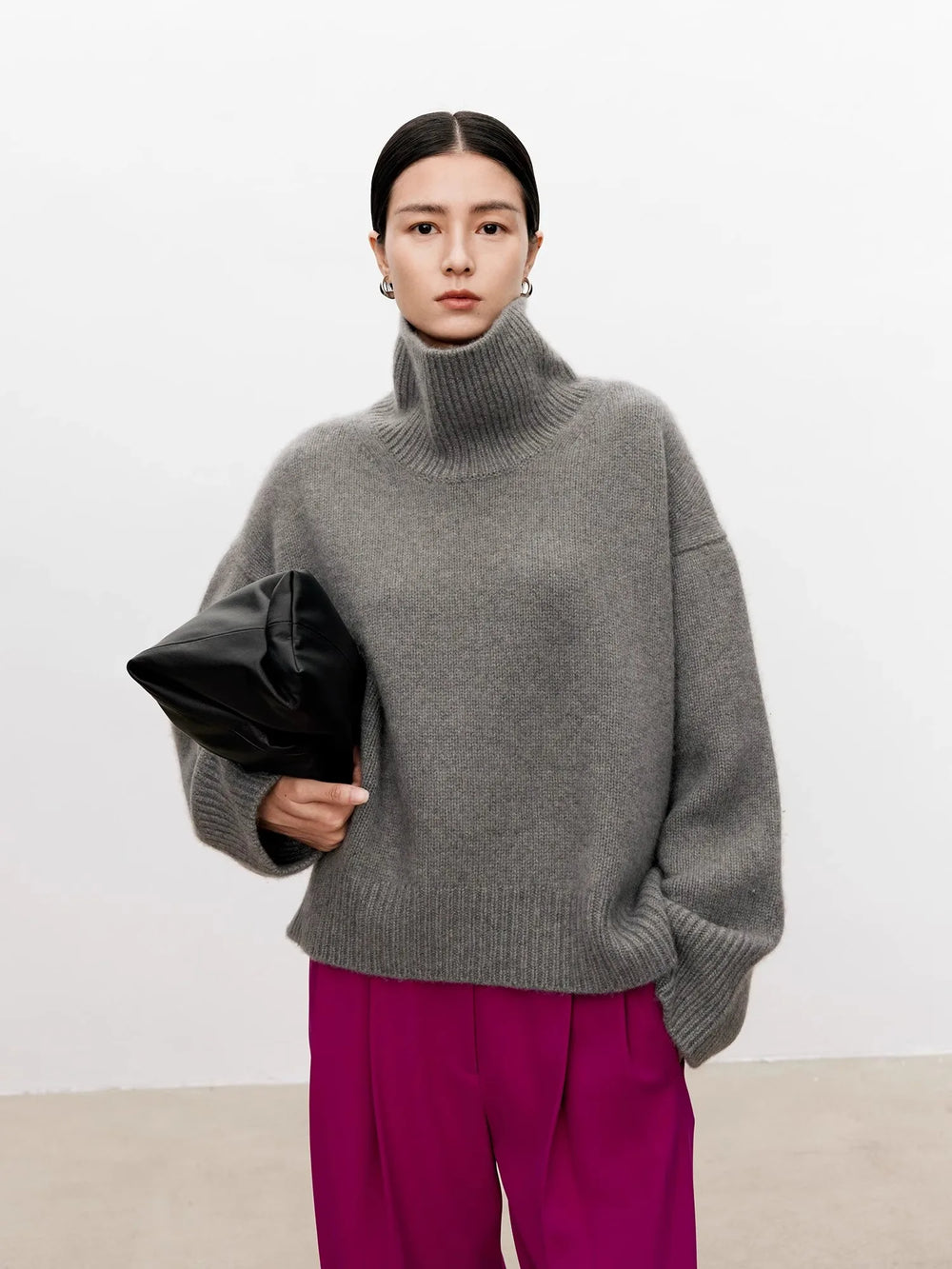 Oversized Turtleneck Cashmere Sweater - London Lake