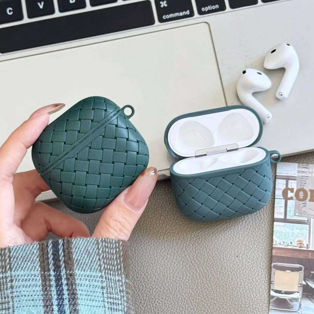 Silcone Woven AirPods Case - London Lake