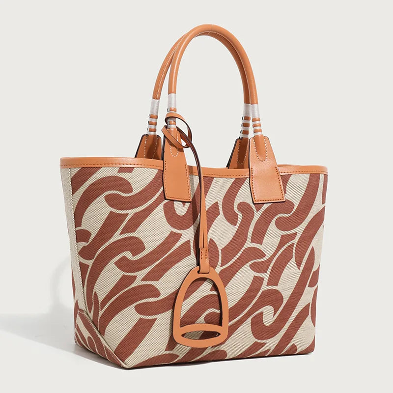 Mane Thread Tote Bag - London Lake