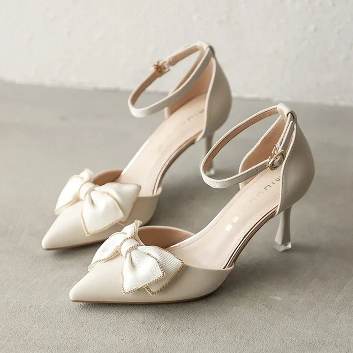 Rosette Bow Pumps - London Lake