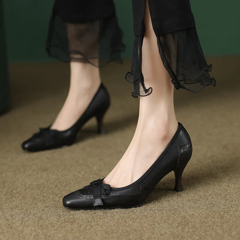Square Toe Vintage Leather Bowknot Heels - London Lake