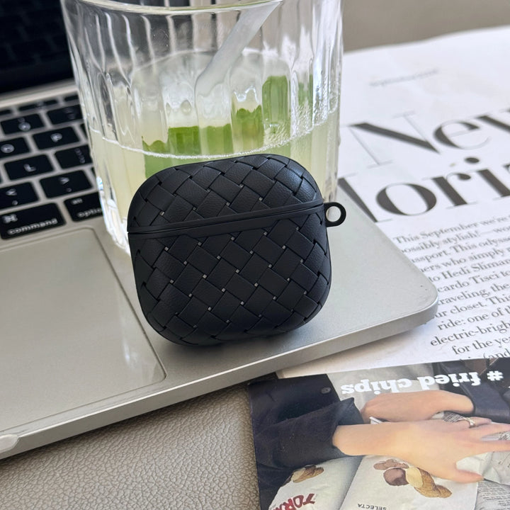 Silcone Woven AirPods Case - London Lake