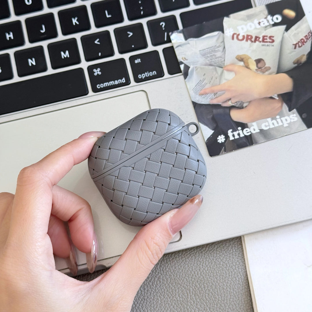 Silcone Woven AirPods Case - London Lake