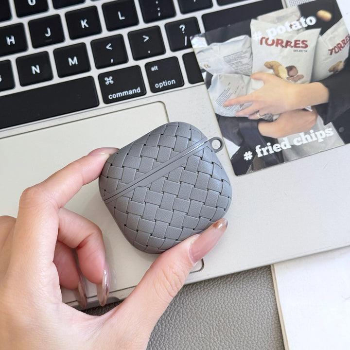 Silcone Woven AirPods Case - London Lake