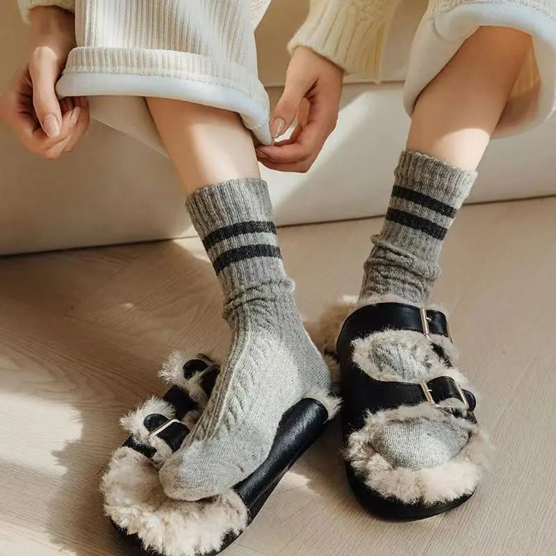 Willow Lane Socks - London Lake