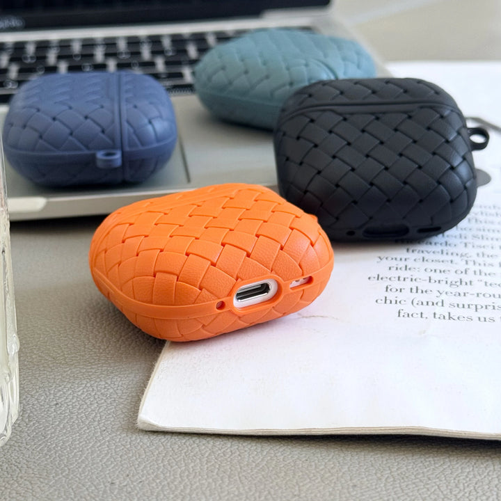 Silcone Woven AirPods Case - London Lake