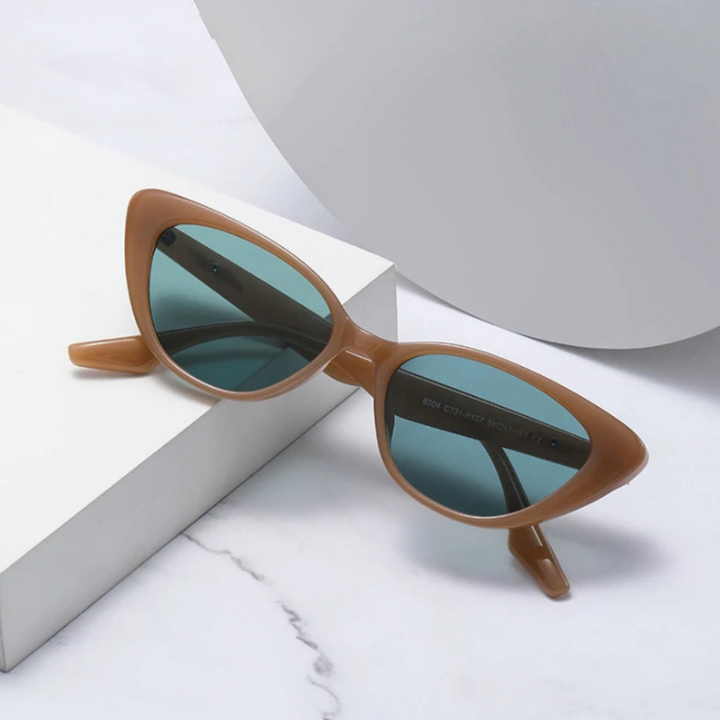 Vivienne Cat Eye Sunglasses - London Lake