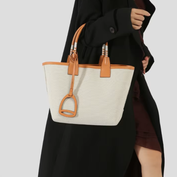 Mane Thread Tote Bag - London Lake