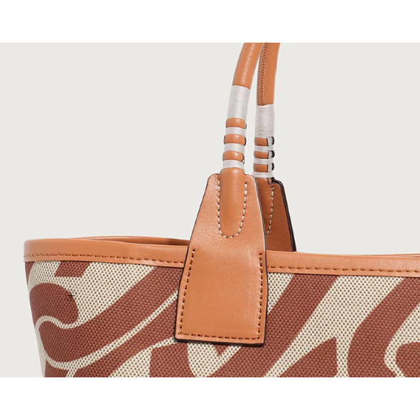 Mane Thread Tote Bag - London Lake