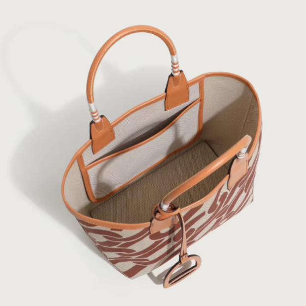 Mane Thread Tote Bag - London Lake