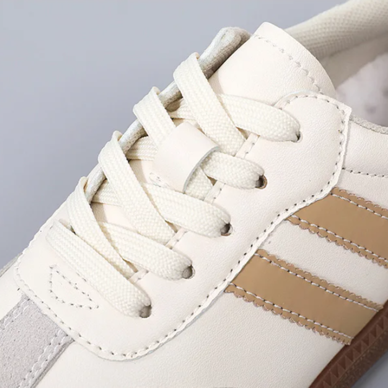 Brooklyn Low-Top Sneakers - London Lake